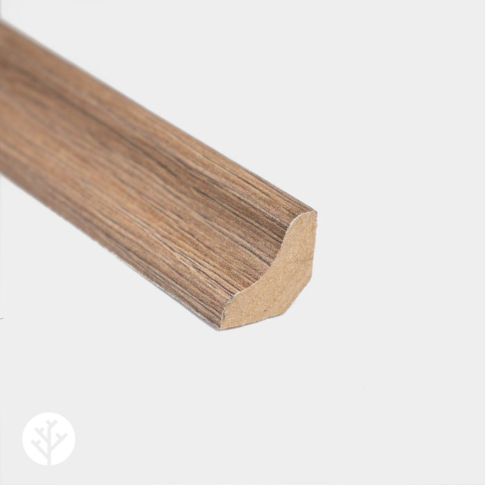 Kielder Textured Oak Skirting Trim for Laminate Flooring | WVH®