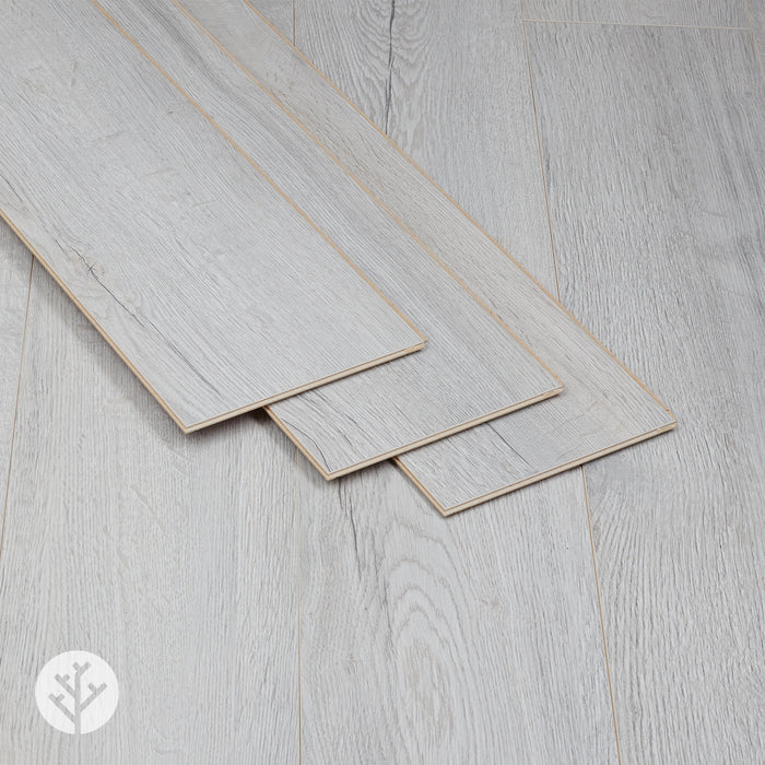 Gisburn White Oak Laminate Flooring | WVH®