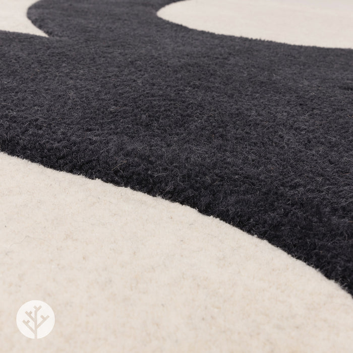 Abstract Black Balance Luxury Rug | WVH®