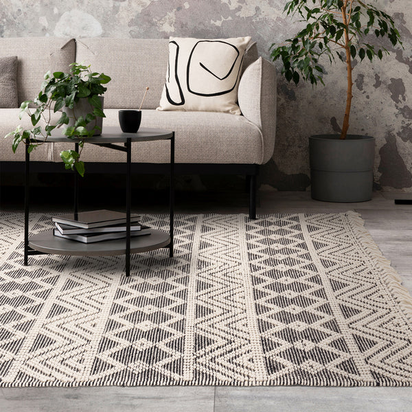 Aztec Black Luxury Rug