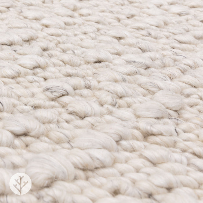 Woollen Ivory Luxury Rug | WVH®